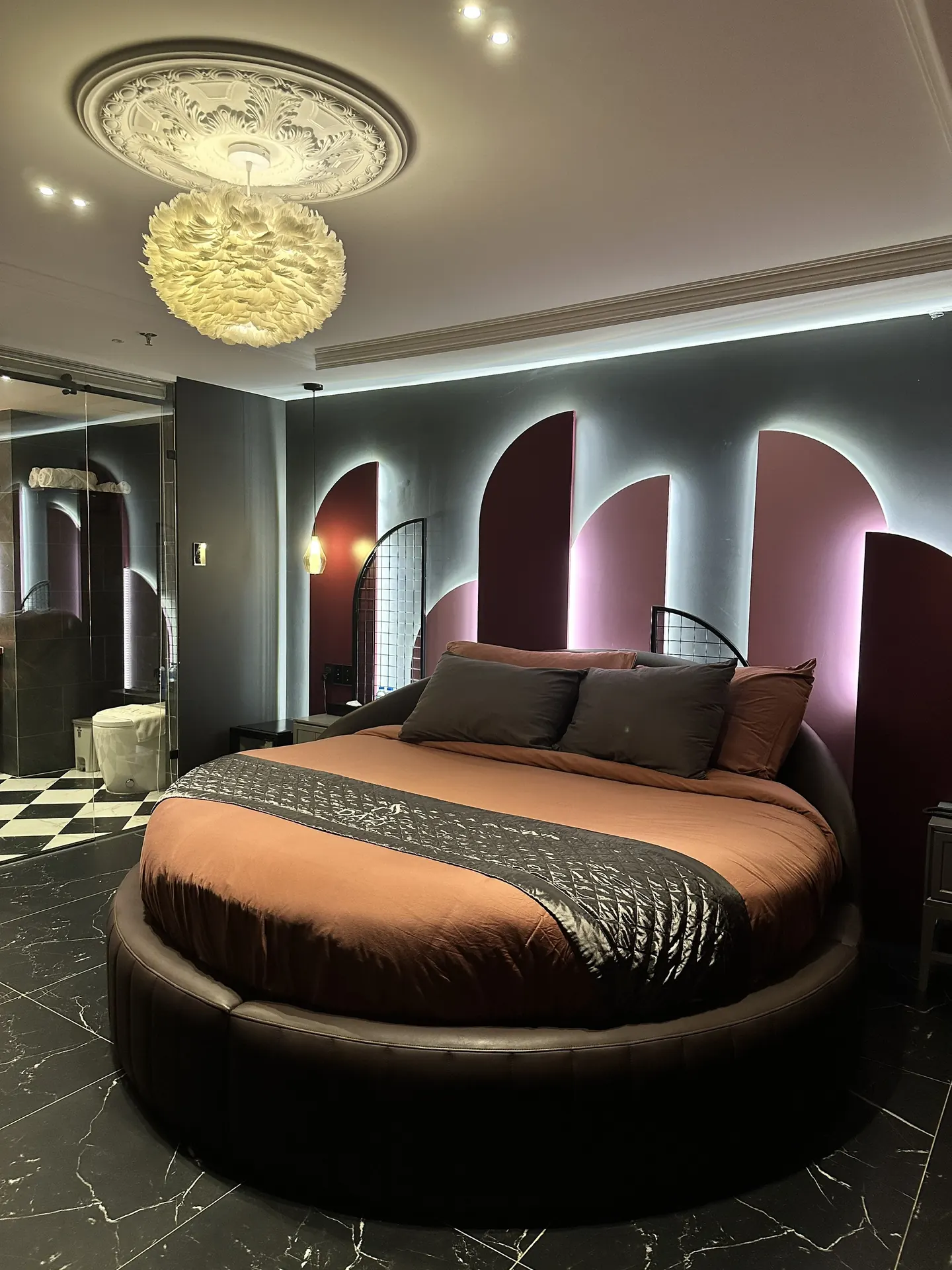 Phòng Heaven Room tại Dazi Signature Bến Thành