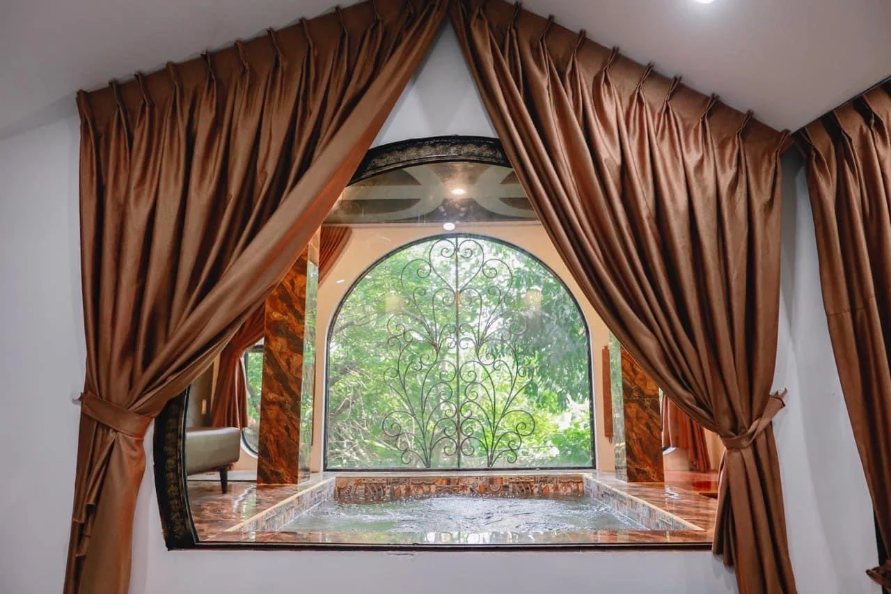 Không gian bồn tắm Dazi Retreat Huế